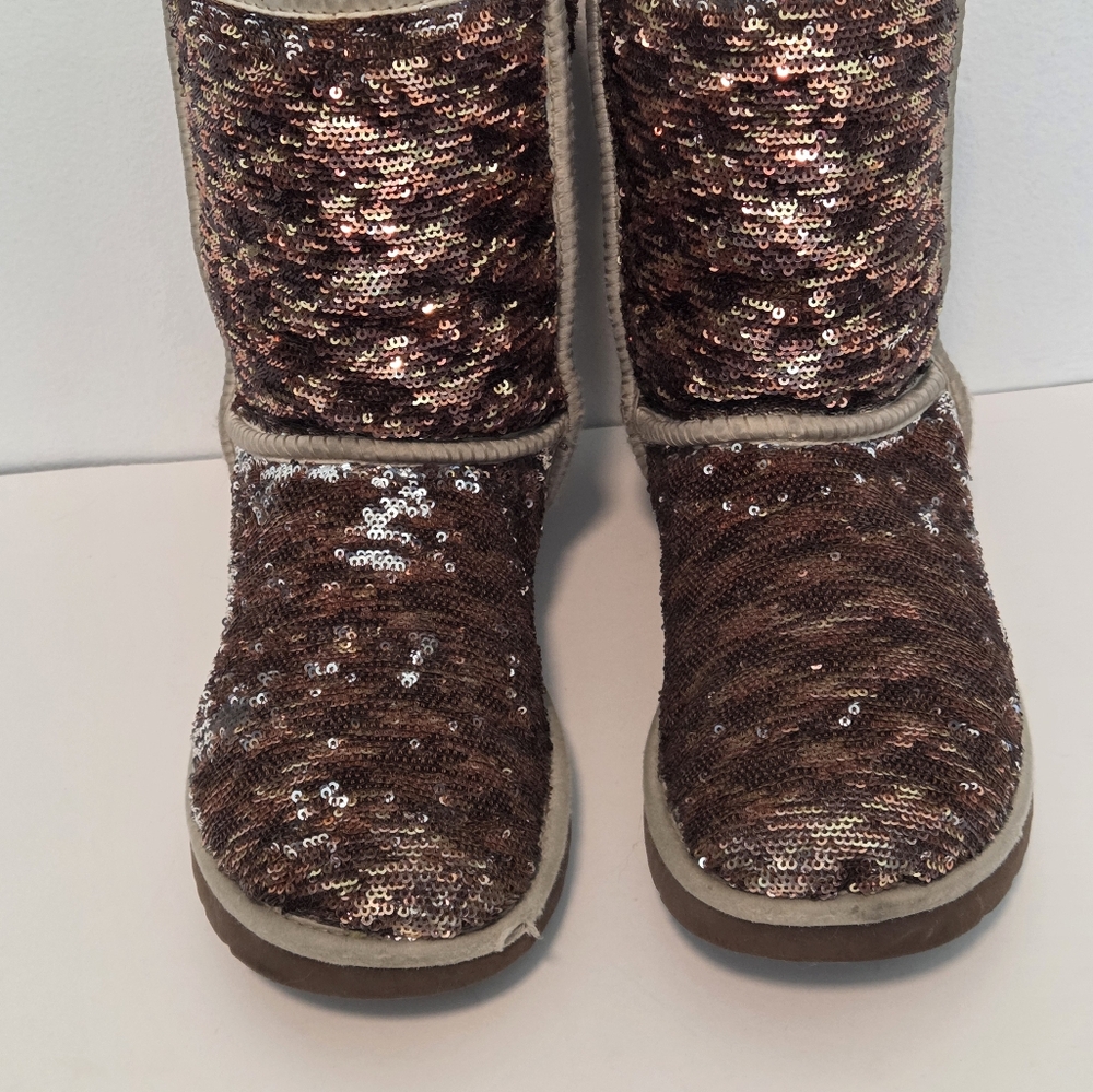 UGG Gold Sequin Classic Short Boots - Picture 4 of 16